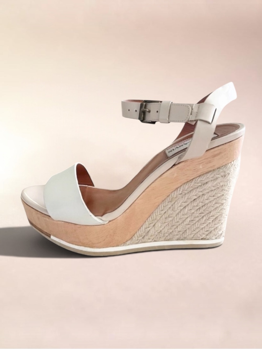 Lanvin Wooden Espadrille Wedge
Sandals Size 40